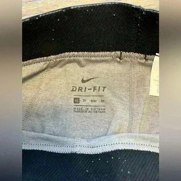 Nike Pro Shorts Women’s size XS - Picture 3 of 3